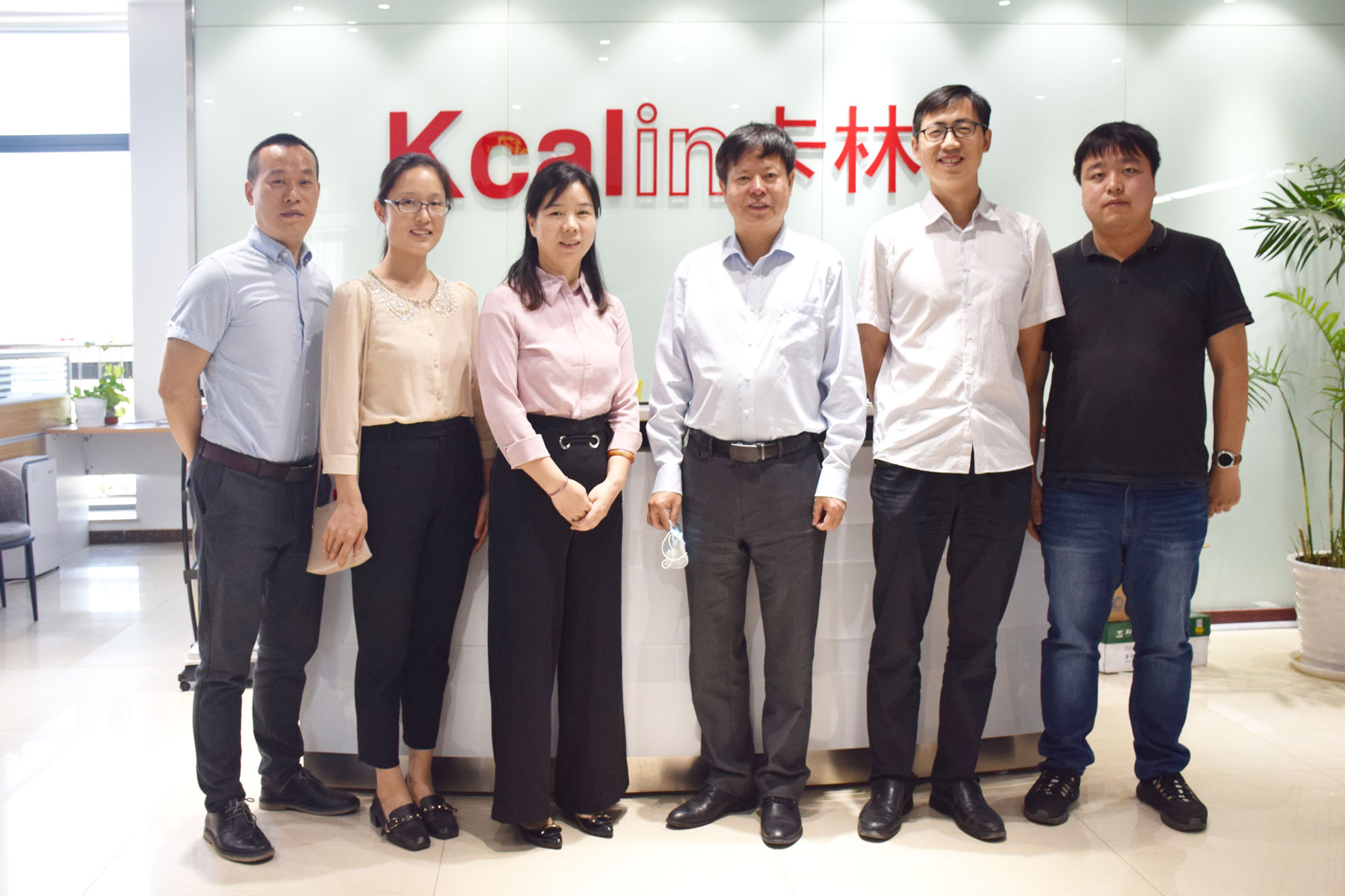 中國科學(xué)院過程工程研究所、中國環(huán)境保護(hù)產(chǎn)業(yè)協(xié)會(huì)領(lǐng)導(dǎo)蒞臨指導(dǎo)工作